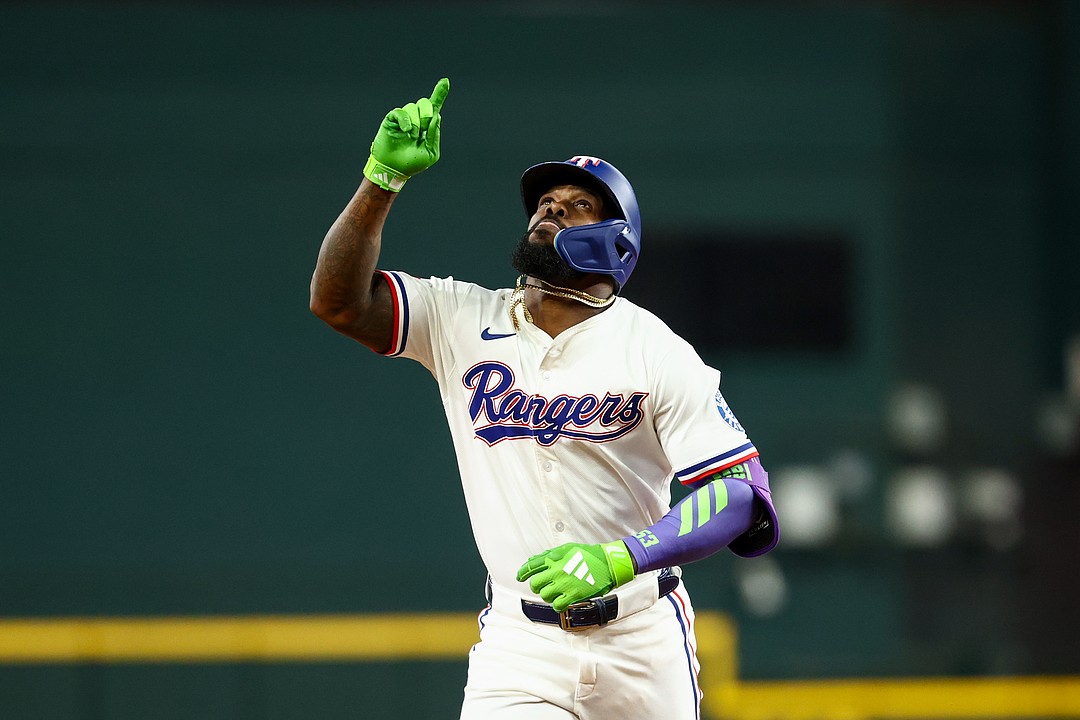 Phillies reportedly signing Adolis García to prove-it contract