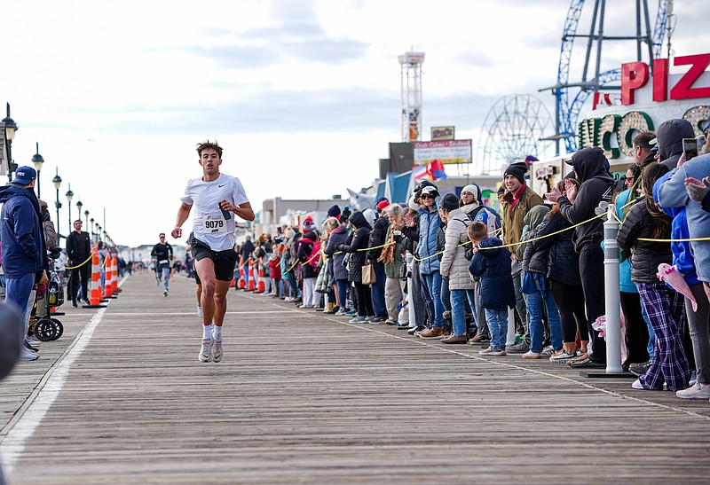 The First Day 5K is run on the Boardwalk. (Photo courtesy of Ocean City)