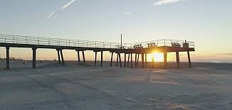 Sand buildup on the beach over the years has left the Heather Road Fishing Pier landlocked. (Photo courtesy of Wildwood Crest)