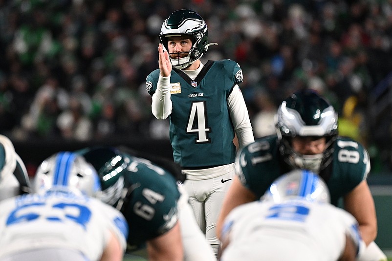 Nov 16, 2025; Philadelphia, Pennsylvania, USA; Philadelphia Eagles place kicker Jake Elliott (4) gets set to kick a field goal against the Detroit Lions during the first half at Lincoln Financial Field. Mandatory Credit: Eric Hartline-Imagn Images