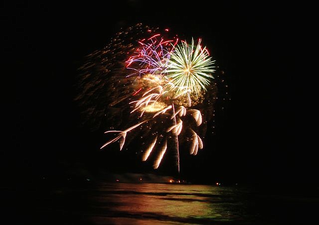 Fireworks on the Fourth of July in Ocean City, NJ are fired from a barge anchored off the Ocean City Music Pier near Ninth Street. They go off at 9:15 PM.