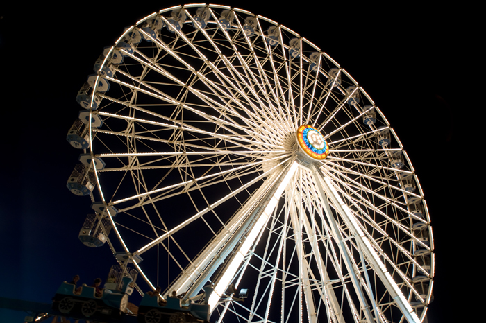 wonderland-giant-wheel