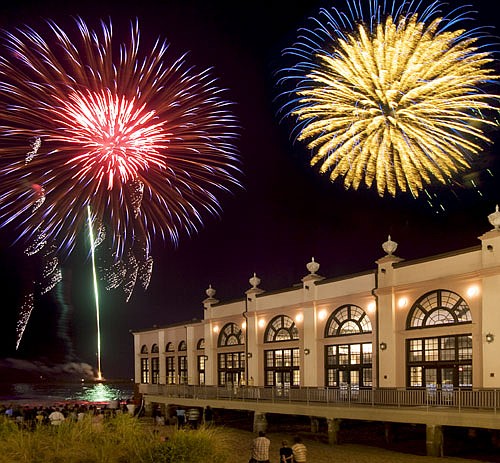 Fireworks will delight crowds on First Night. (Photo courtesy City of Ocean City)