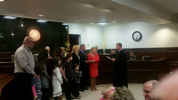 marie-hayes-being-sworn-in-4