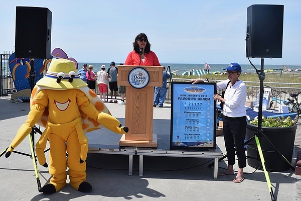 Martin Z. Mollusk was eager to hear the winners of New Jersey's 2017 Favorite Beach