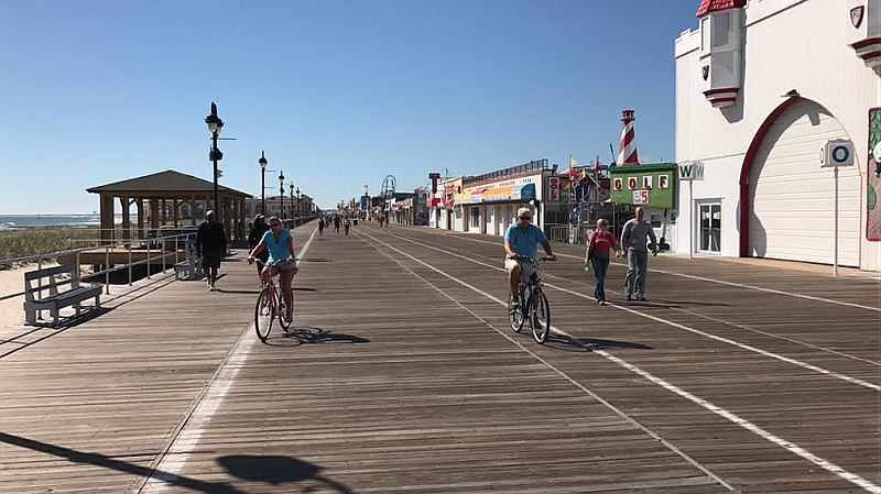 A small, but engaged crowd enjoyed yesterday's beautiful weather.