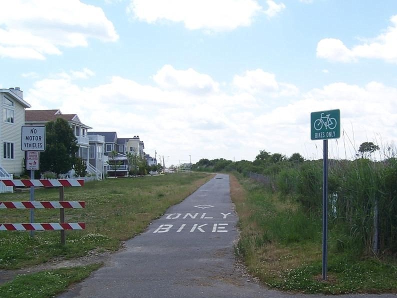 This is the bike path entrance at 25th Street and Haven Avenue. (Photo courtesy BikeOCNJ.org) 