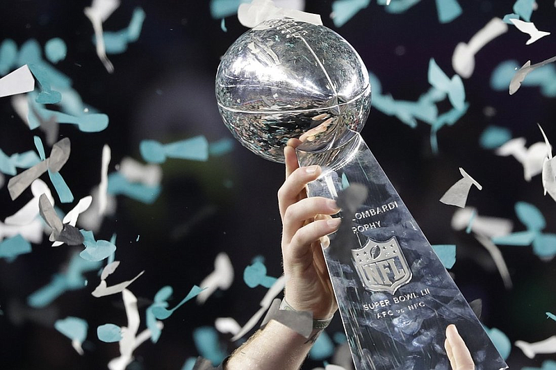 Eagles fans will never forget claiming the Lombardi Trophy after the 2017 season. (Photo courtesy SI.com)