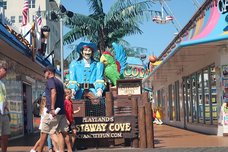 Playland's Castaway Cove current entrance is through a corridor in between two Jilly's Boardwalk shops.