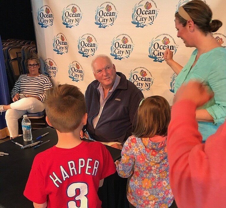 Charlie Manuel, whose baseball career spanned 40 years, talks to Phillies fans.