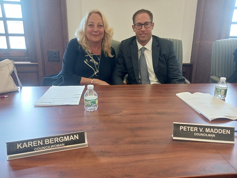 City Council President Pete Madden and Vice President Karen Bergman retain their leadership posts for the second straight year.