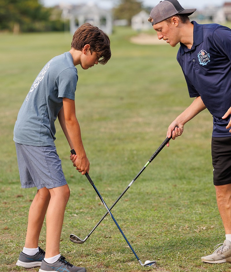 Golf clinics are offered.