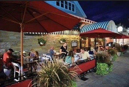 Outdoor dining has been a big hit with customers and restaurants. (Photo courtesy Jersey Cape Vacation Guide)