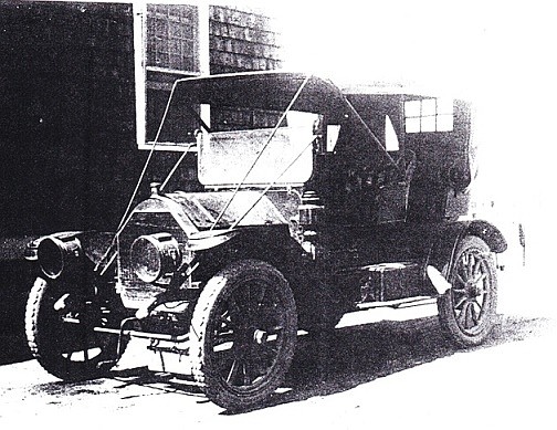 Mayor Bernard Quinn's motorcar.