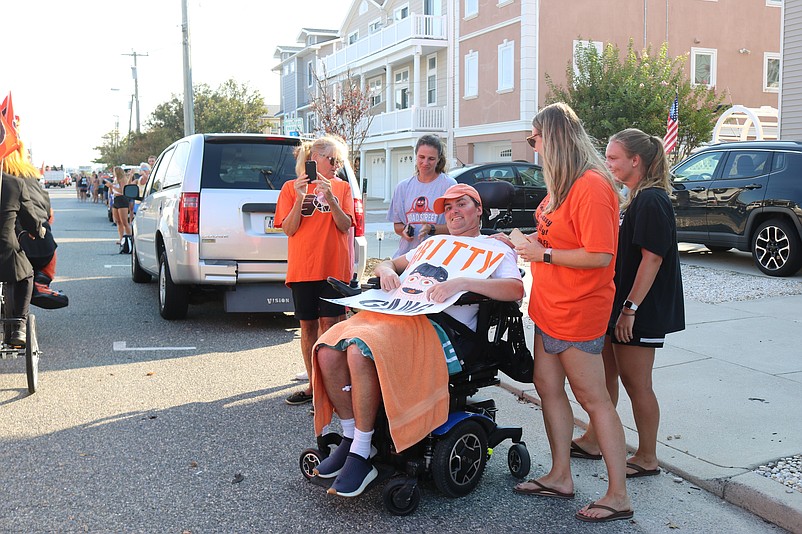 Flyers fan Frank Bell, of Holland, Pa., holds a sign proclaiming himself a member of the "Gritty Gang."