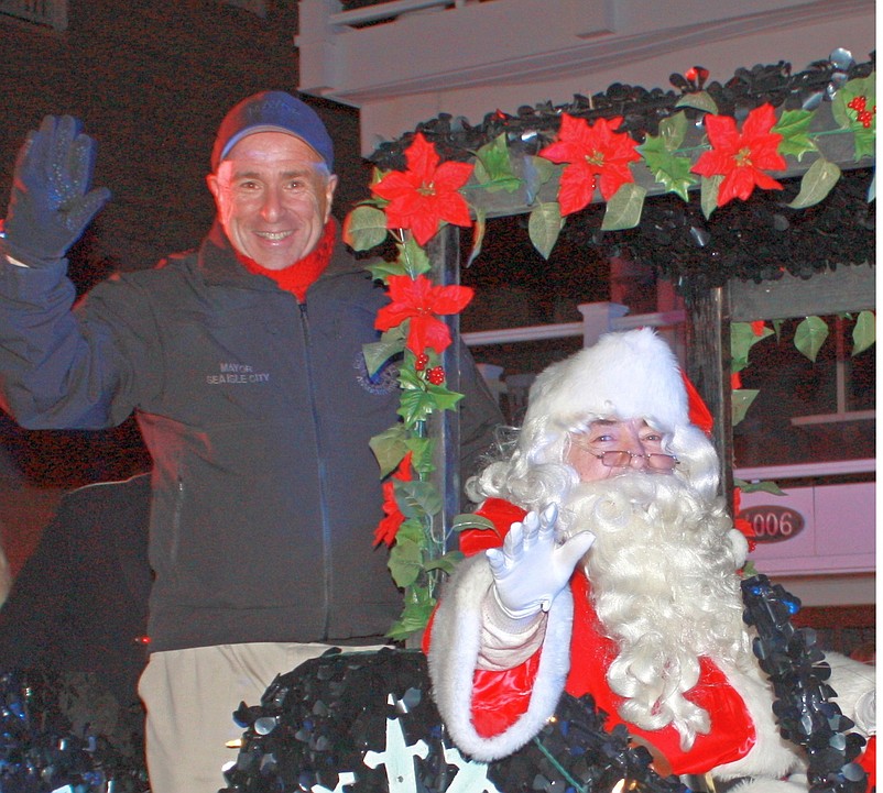 As they do every year, Santa Claus and Mayor Leonard Desiderio team up for Sea Isle City's holiday parade. (Photo courtesy of Sea Isle City)