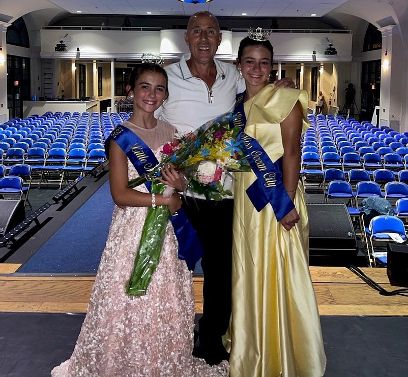 Little Miss Ocean City 2022 Arianna DiAntonio, of Sea Isle City, with her father, Anthony, and her sister and outgoing Little Miss Antonella. (Photo courtesy DiAntonio family)