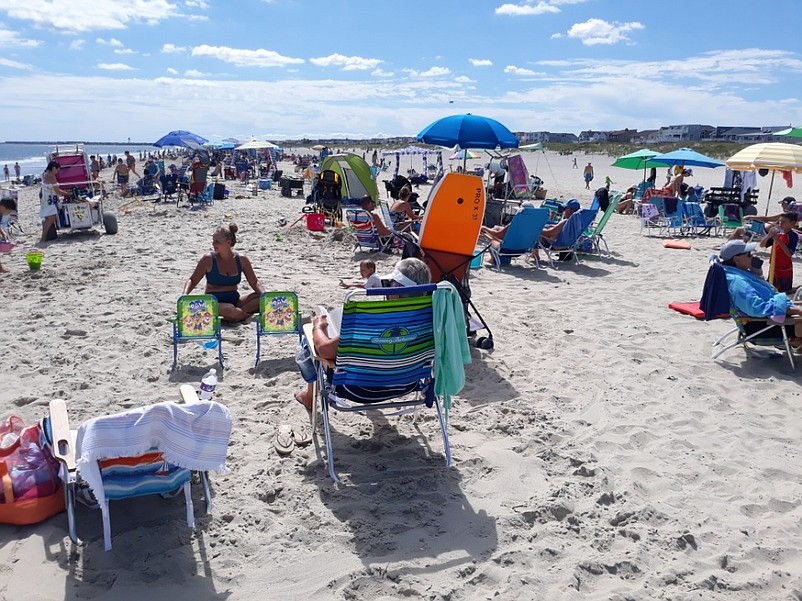 Beach tag revenue was nearly the same in 2021 as in 2020 in Sea Isle City.