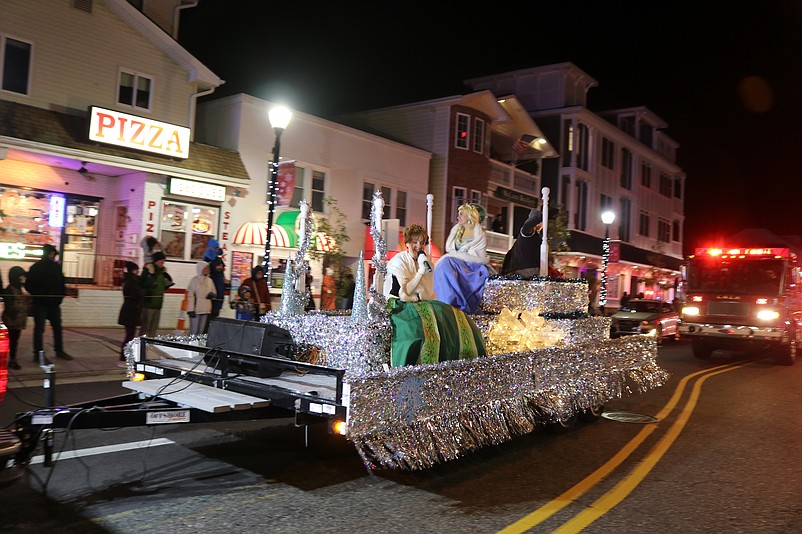 Costumed characters on colorful floats would entertain the parade spectators.