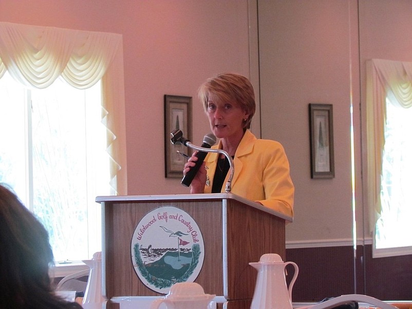 Vicki Clark, president of the Cape May County Chamber of Commerce, urges incoming college students to fill out online scholarship applications.  