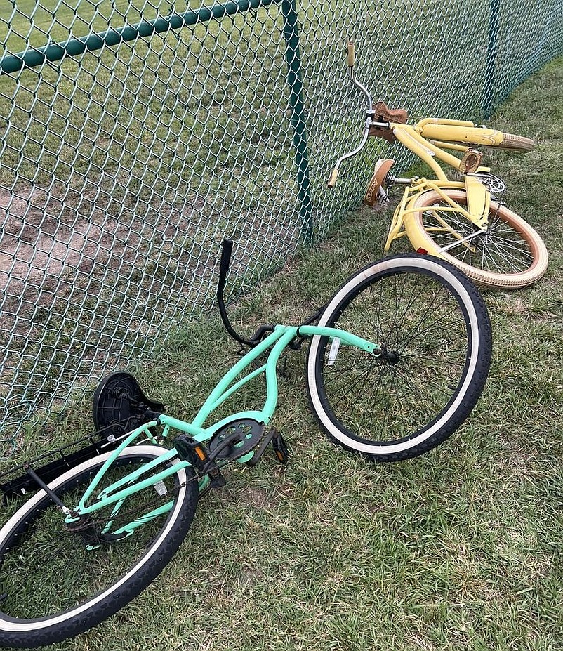 Two apparently abandoned bikes dumped behind Sea Isle's recreation field at 59th Street and Sounds Avenue. (Photo courtesy of Tim Lieb on Facebook)