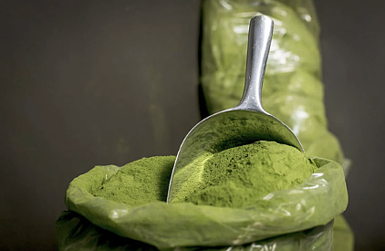 Image credit - https://www.pexels.com/photo/stainless-spoon-with-green-powder-7149595/