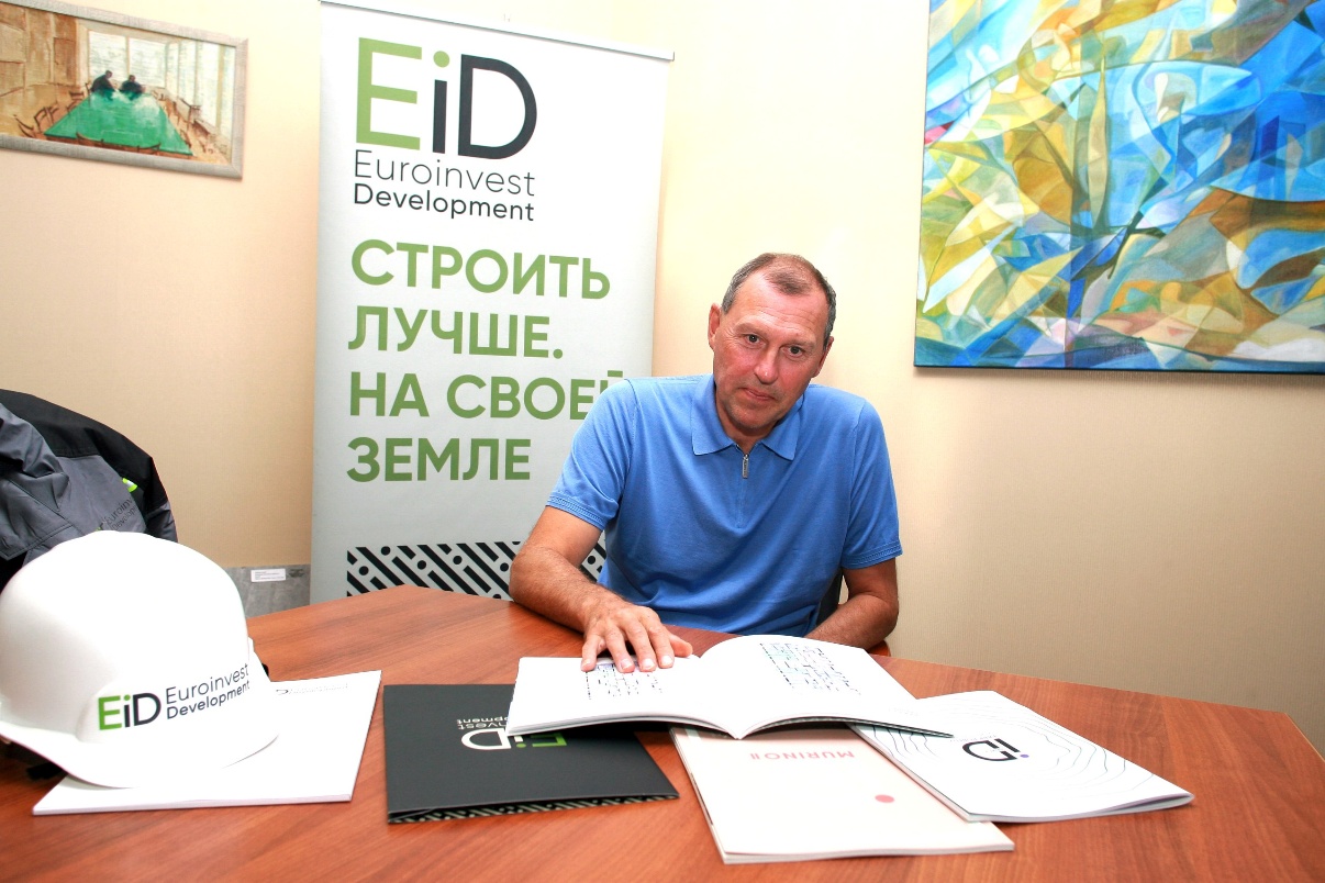 Изображение выглядит как текст, одежда, стена, в помещении

Содержимое, созданное искусственным интеллектом, может быть неверным.