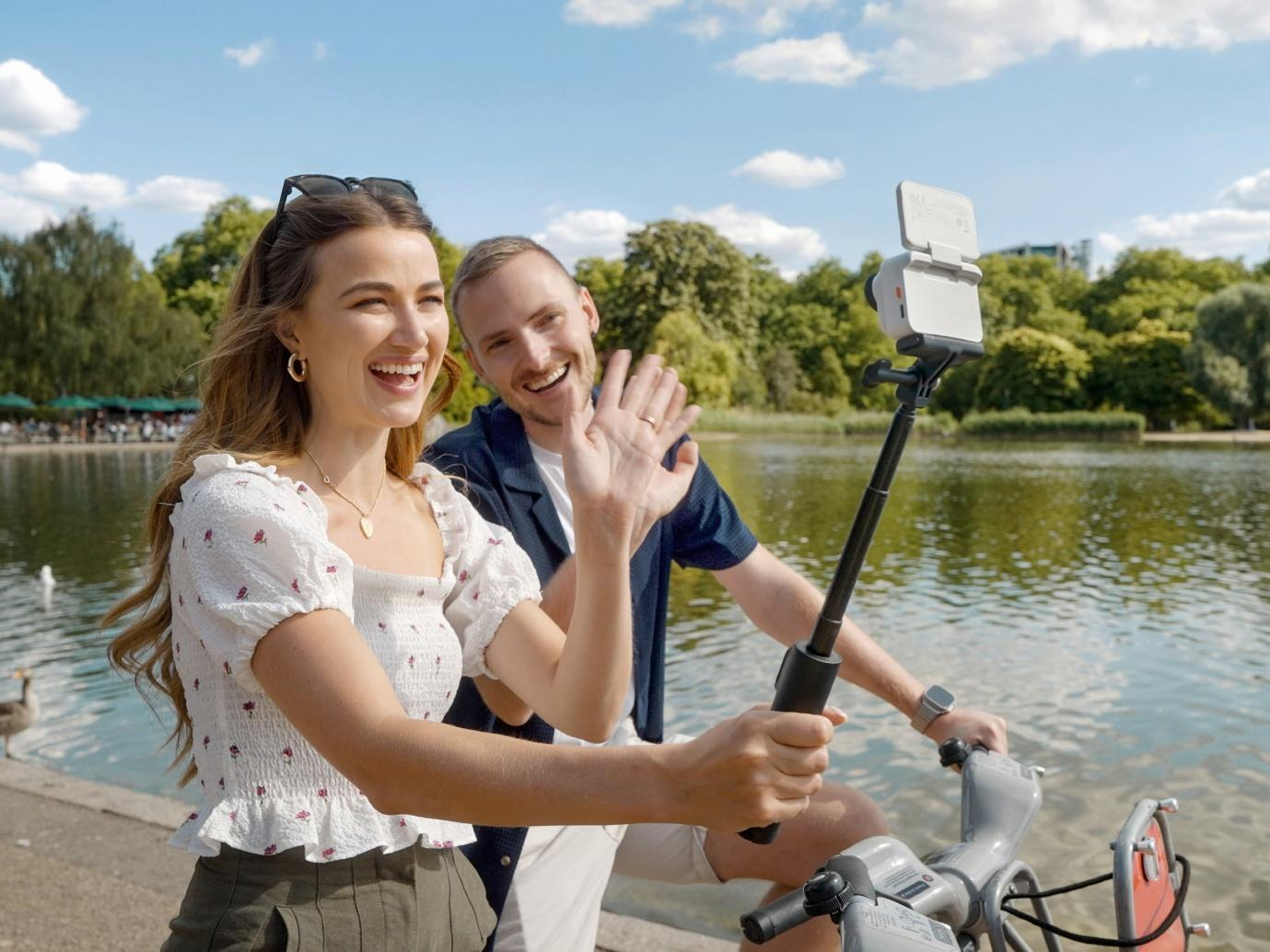 A person and person waving and taking a selfie

AI-generated content may be incorrect.