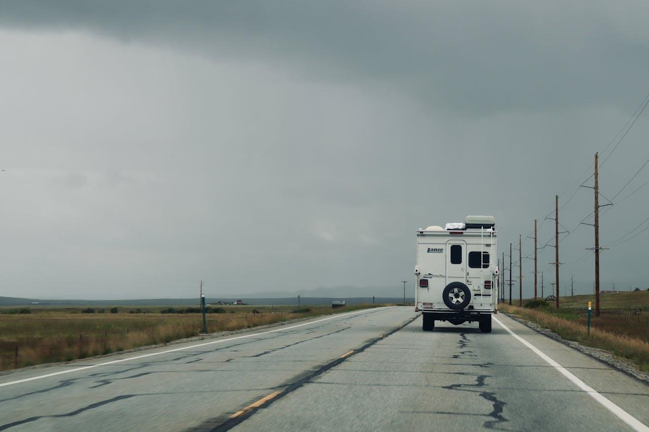 Tennessee Guide: What to Do With a Flooded or Leaky Junk RV - Breaking AC