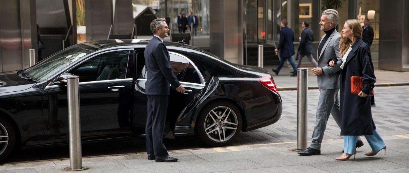 When to Book Luxury or Private Transport in Miami