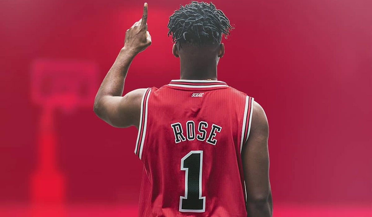 Male basketball player in red jersey