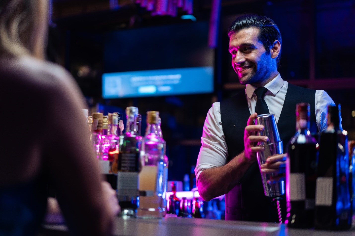 Candace Marion Peggy Thiessen: The Key to a Perfect Event—How Professional Bartending Services Enhance Your Special Occasion