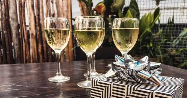 Christmas Wine Gift Baskets for Every Taste: The Perfect Holiday Surprise