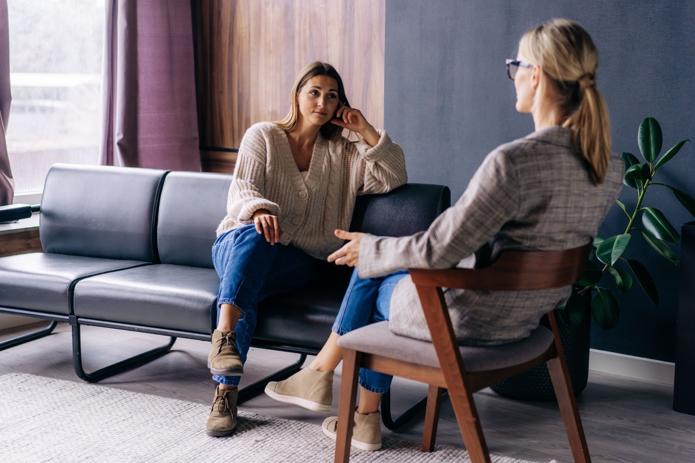 Stacy Amoroso of Bucks County on Why Grounding Matters in Crisis Therapy