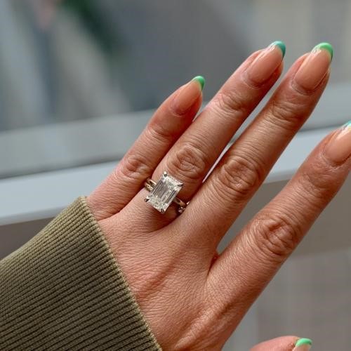 What to Look for When Buying Emerald Cut Engagement Rings